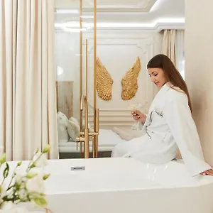 Jacuzzi Mirror By Downtown Gdańsk